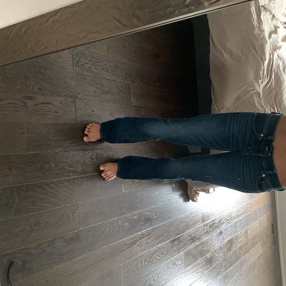 Women’s American Eagle Jeans - Picture 2 of 9